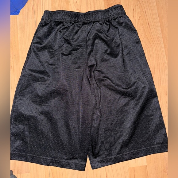 Jorden shorts - Picture 2 of 3